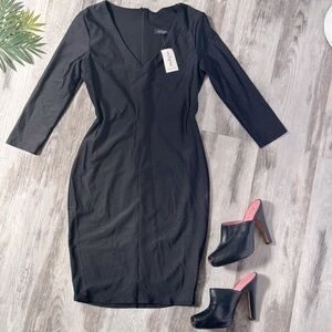 3/4 sleeve v-neck bodycon dress